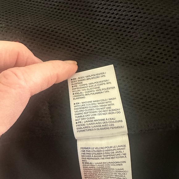 Salomon Men's Performance Jacket in Black with Red Highlights - Picture 7 of 9